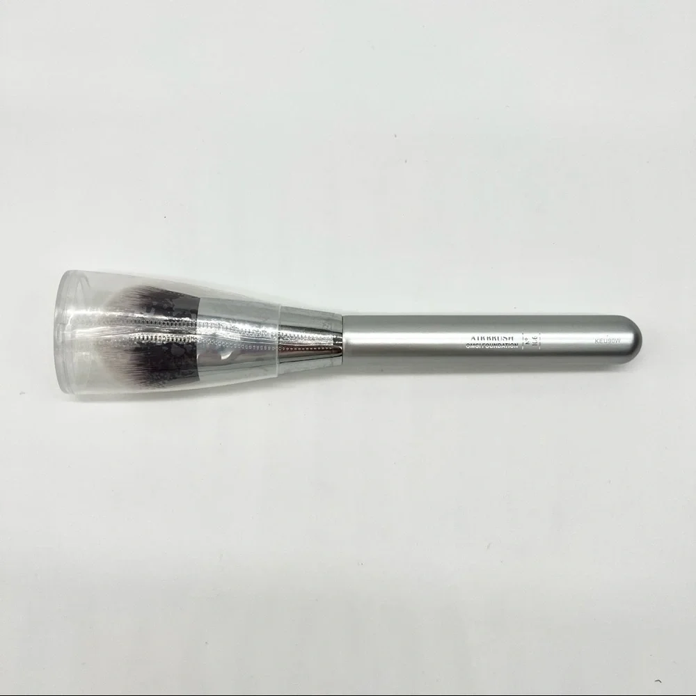 IT Cosmetics Airbrush OMG! Foundation Brush